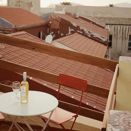 Gpoint Old Town Terrace With Sea Cathedral View * Alghero